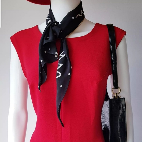 Fashion Designer Red Dress with Detail✨ - Picture 3 of 6